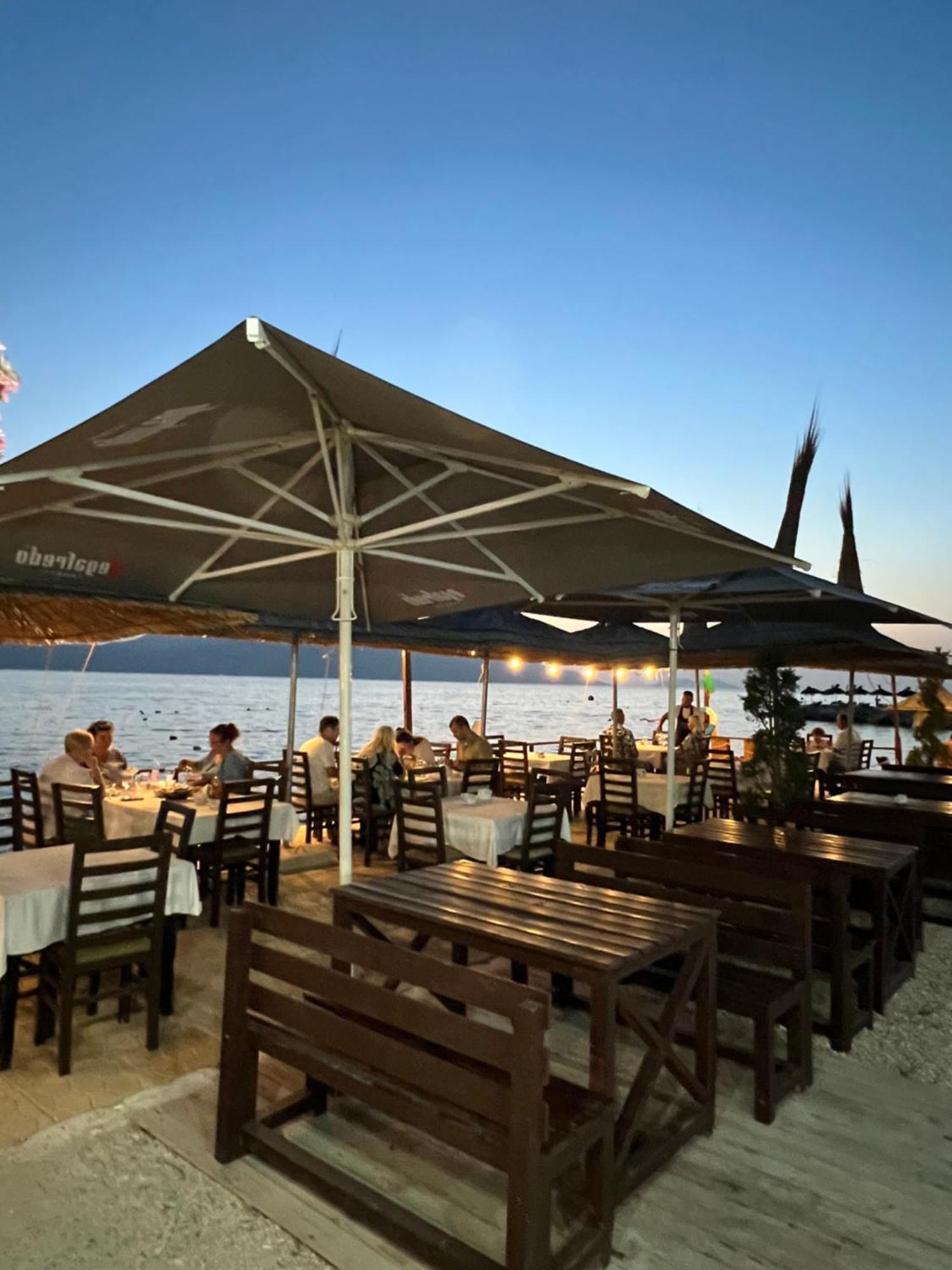 Bruno Rooms Vlorë Eksteriør bilde